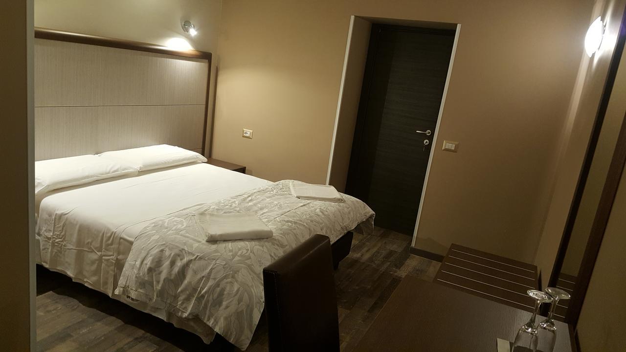 Candia Rooms Rome Exterior photo